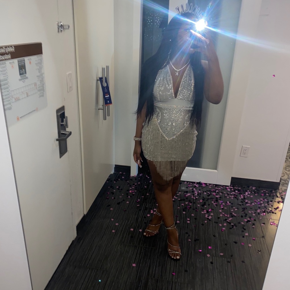 ICY BIRTHDAY DRESS - Picture 4 of 8